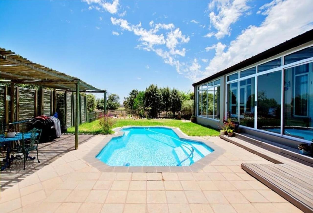 Golfer'S Retreat Hotel Langebaan Exterior photo