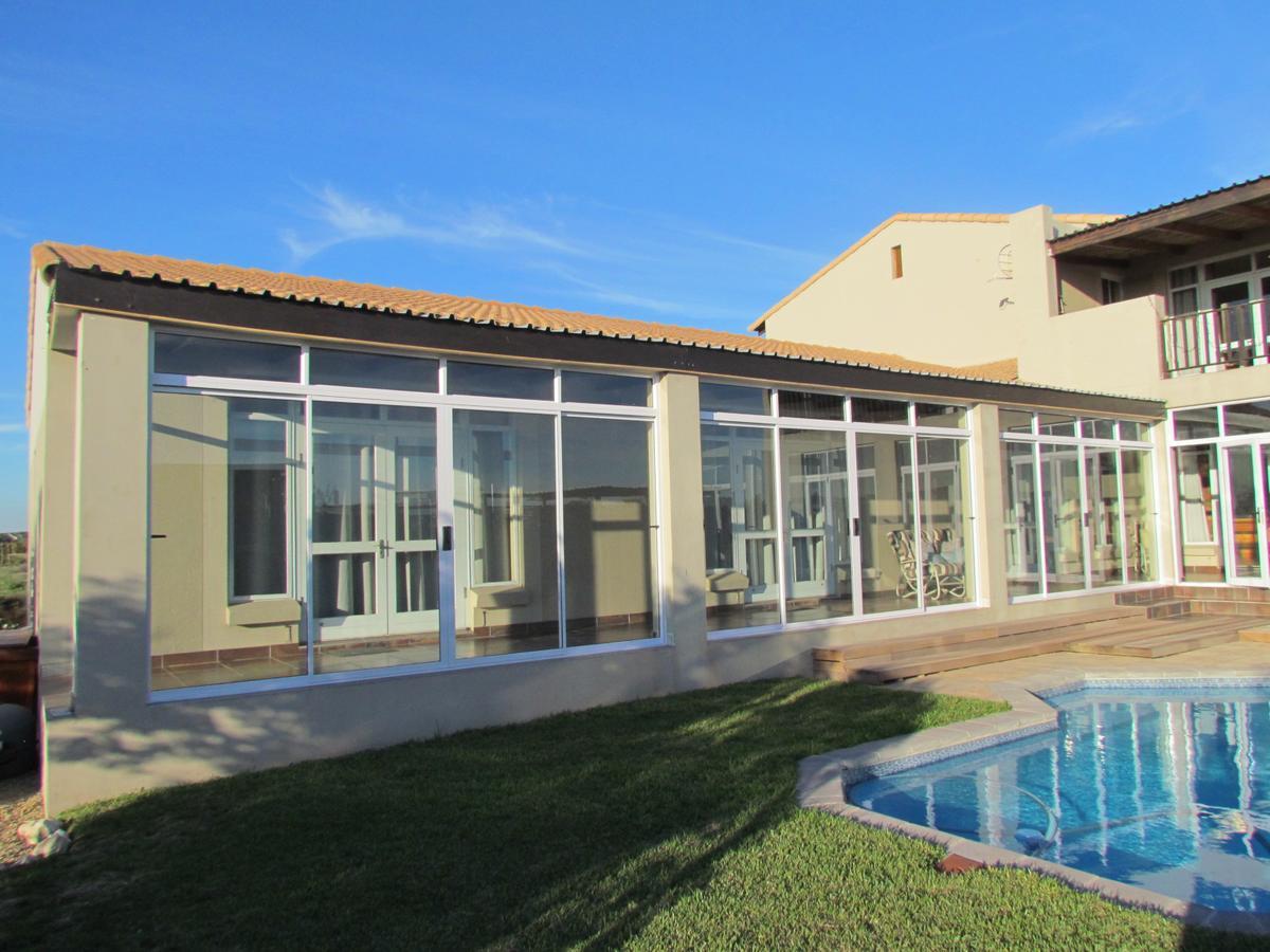 Golfer'S Retreat Hotel Langebaan Exterior photo